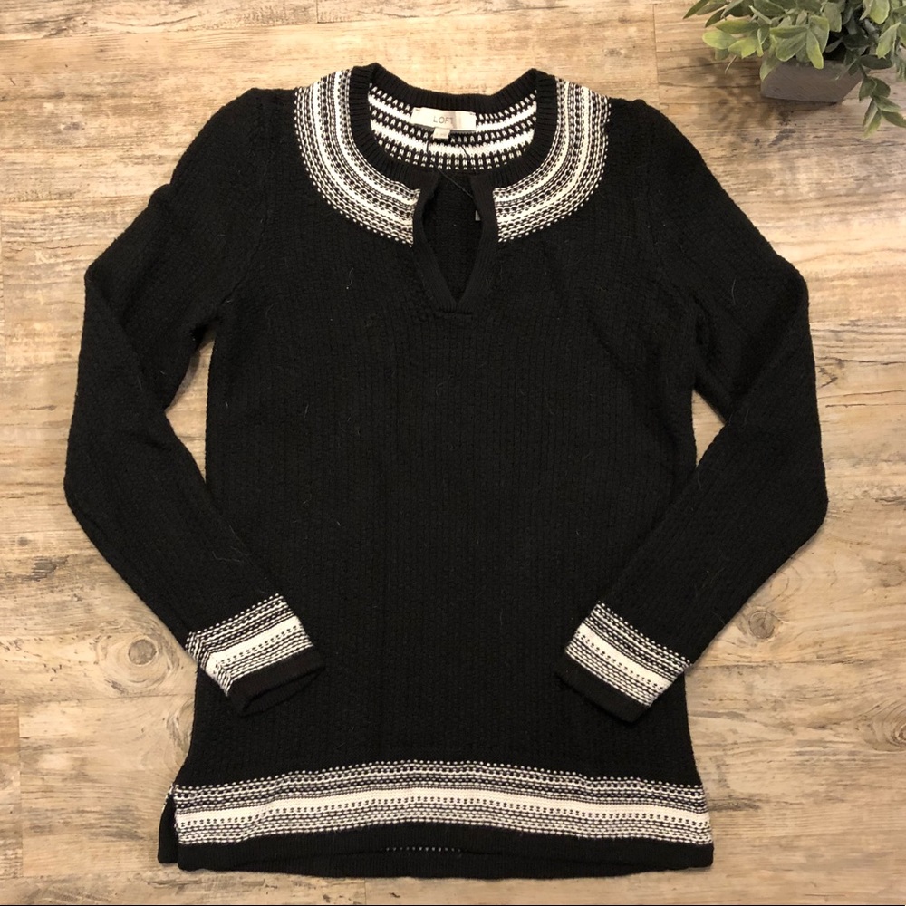 🖤 Loft Sweater Black with White Knit Design